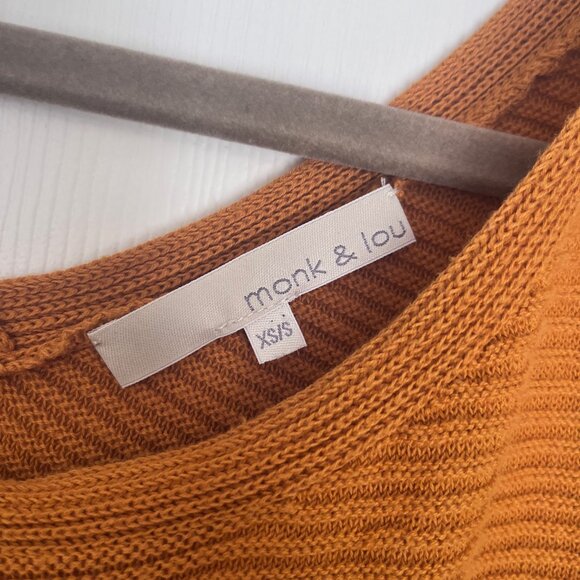 Monk & Lou - Low back sweater - Picture 2 of 4